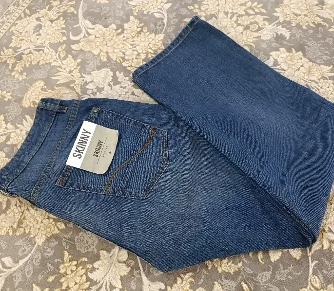 شلوار لی مردانه|لباس|کاشان, شهرک انقلاب|دیوار