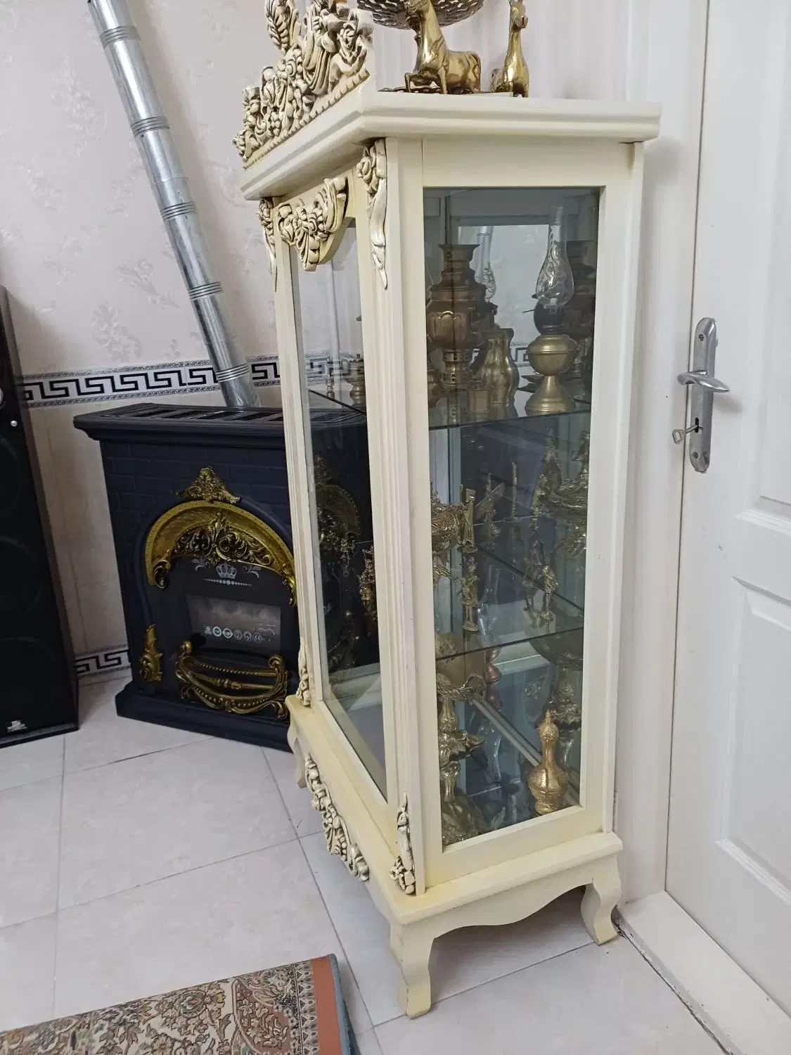 مینی بوفه|بوفه، ویترین، کنسول|شهریار, شهرک بهاران (ویره)|دیوار