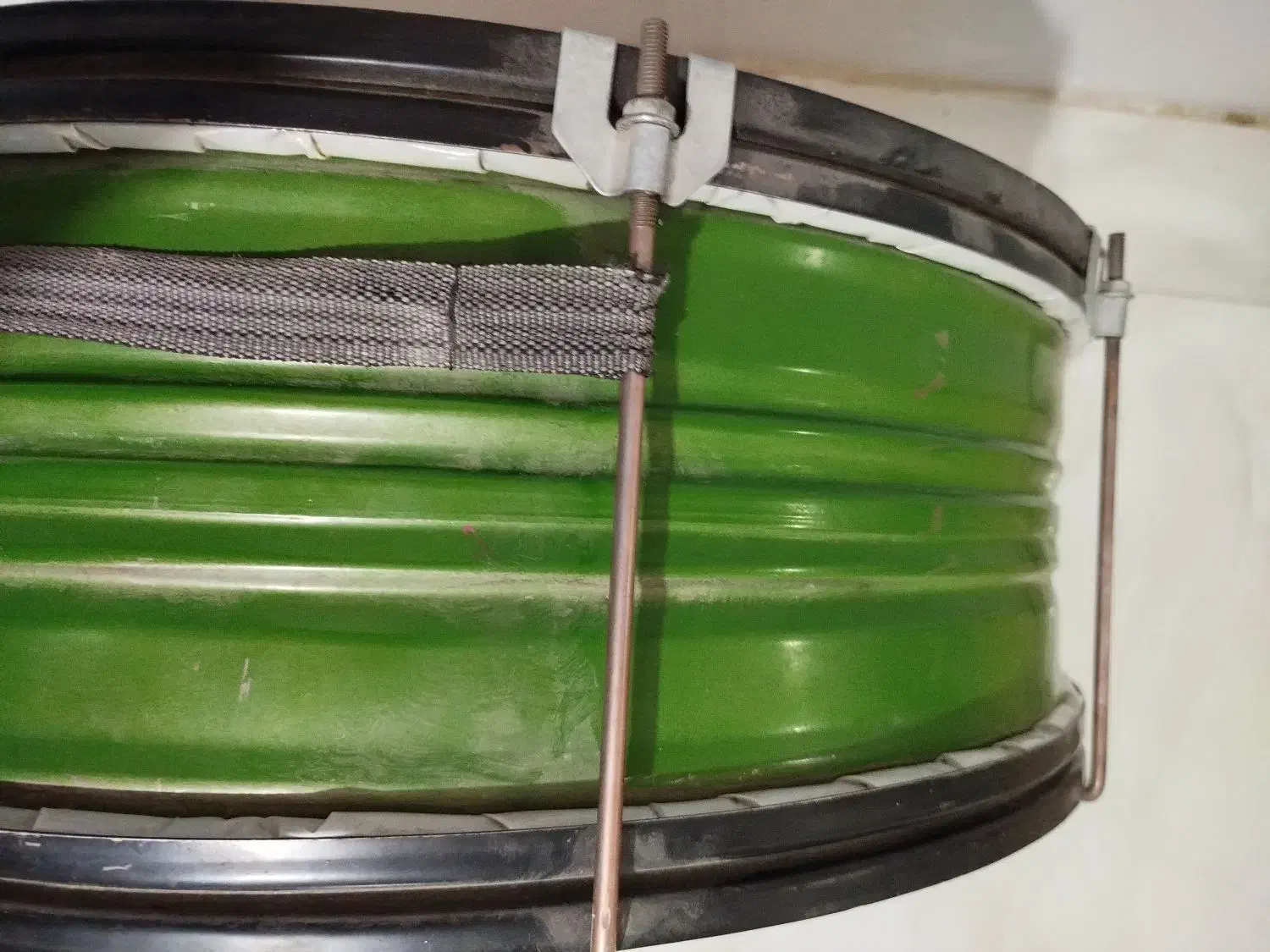 تبل|درام و پرکاشن|همدان, |دیوار