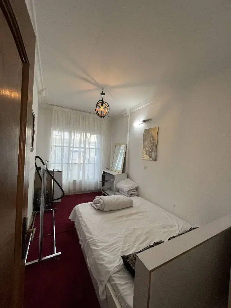 منزل شخصی و هتل|اجارهٔ کوتاهمدت آپارتمان و سوئیت|مشهد, هفده شهریور|دیوار