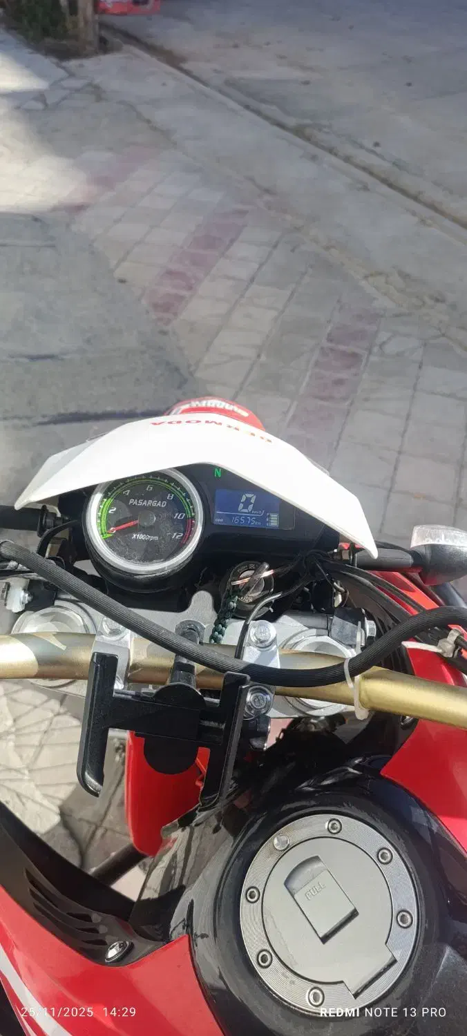 تریل ۲۵۰برمودا|موتورسیکلت|لنجان, |دیوار