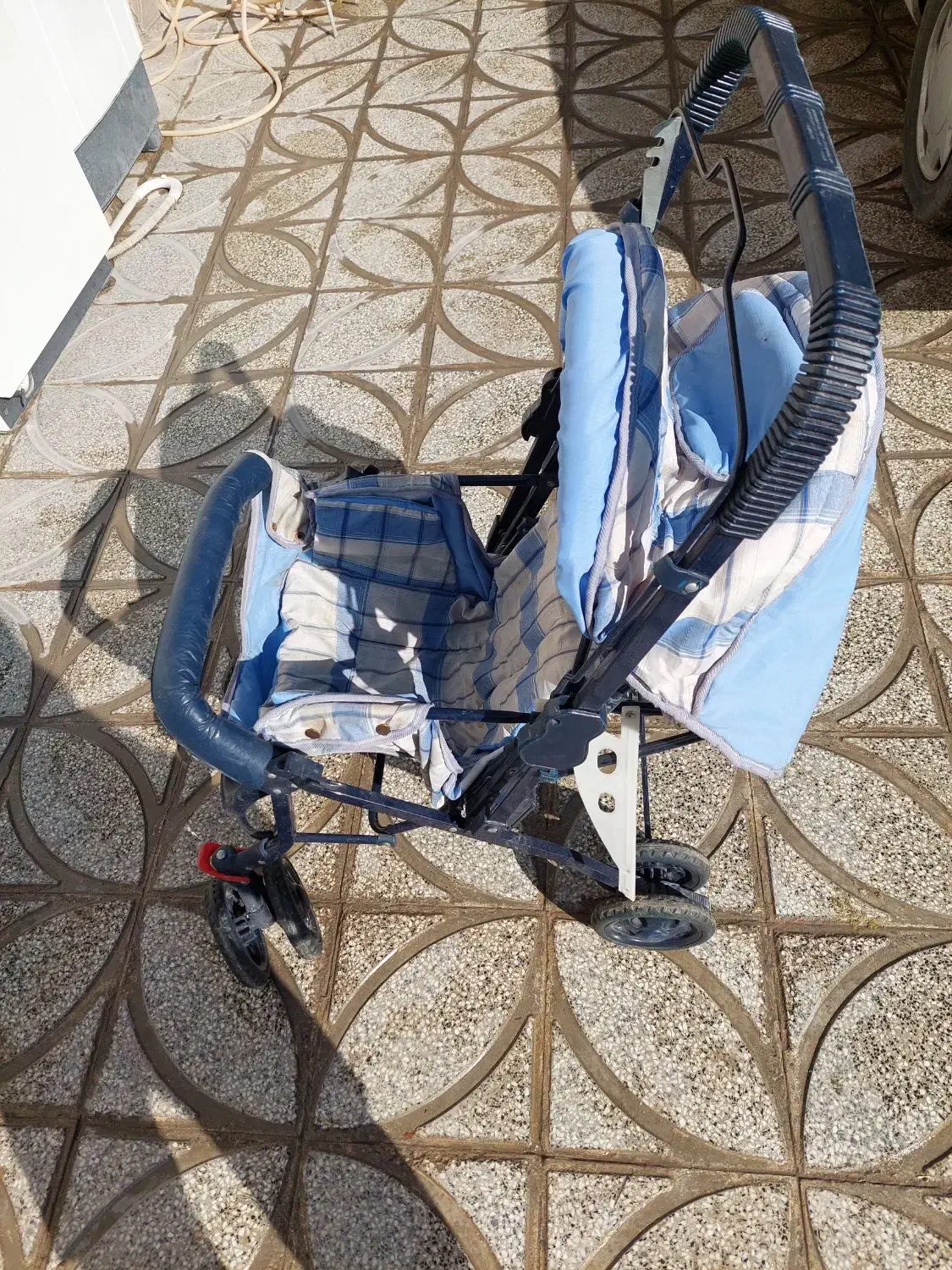 کالسکه|کالسکه و لوازم جانبی|رباطکریم, رباطکریم|دیوار