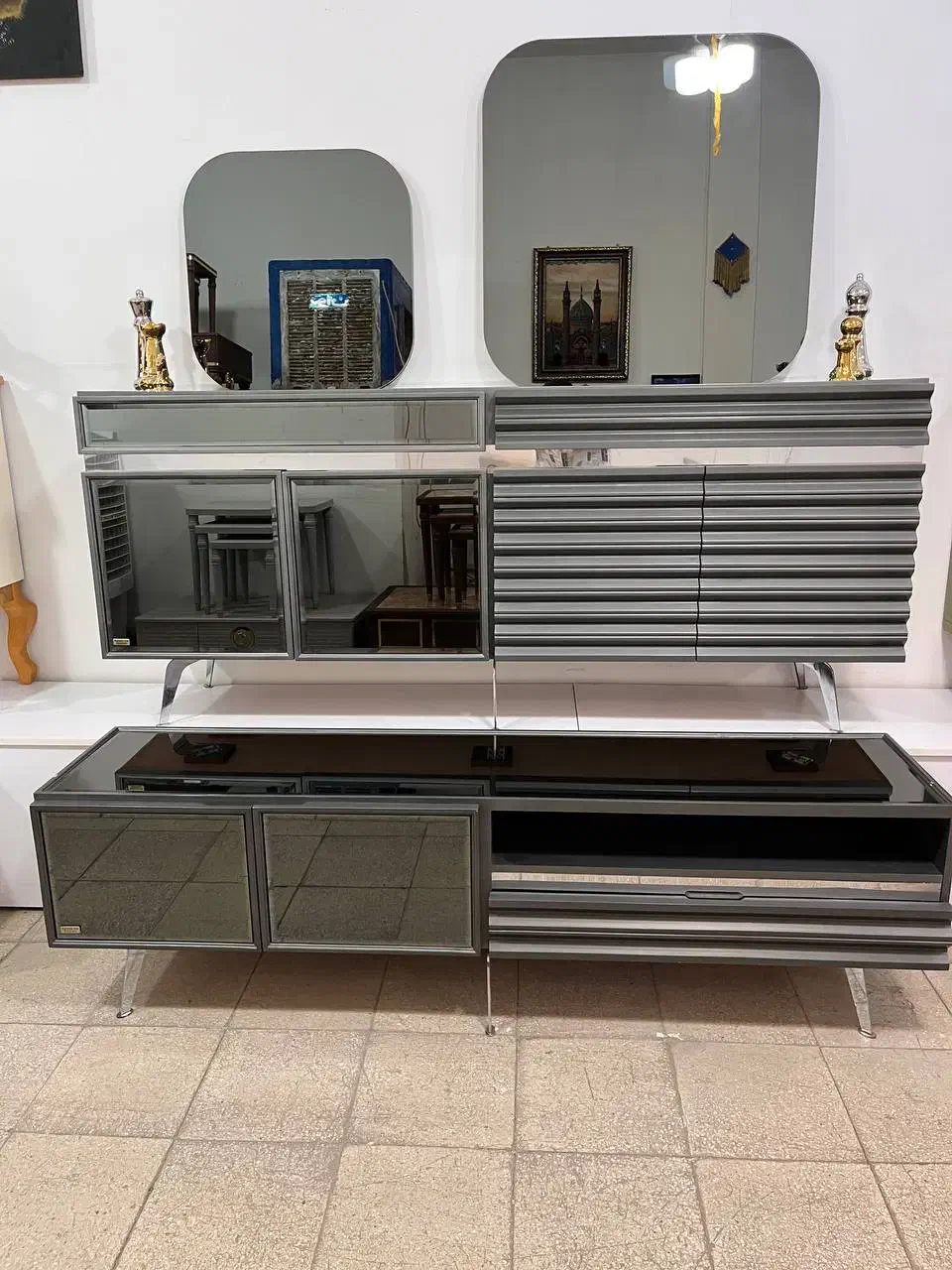 کنسول و تی وی|بوفه، ویترین، کنسول|قم, شاه ابراهیم|دیوار