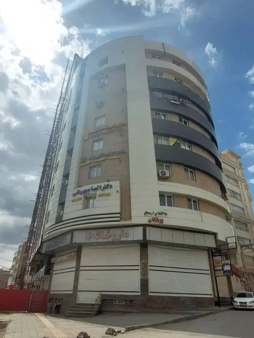 فروش واحد تجاری با دید عالی پر رفت آمد خ شورا|فروش دفتر کار، اتاق اداری، مطب|ارومیه, |دیوار
