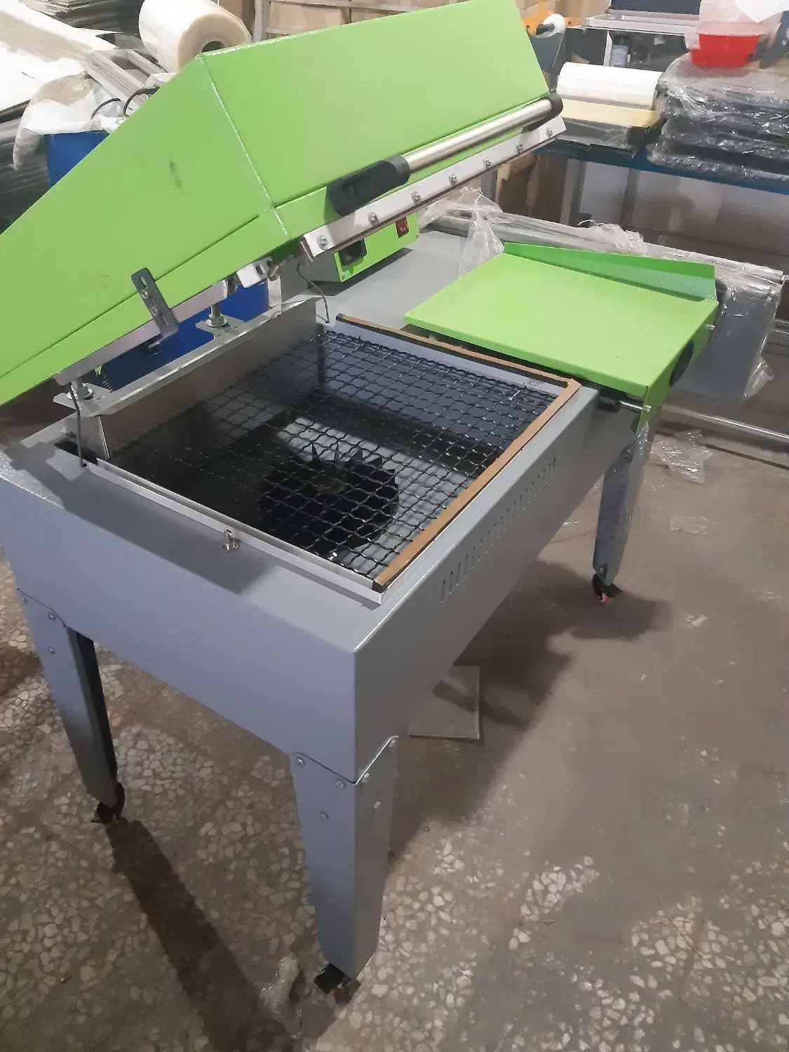 شیرینگ پک|ماشینآلات صنعتی|اصفهان, حصه شمالی|دیوار