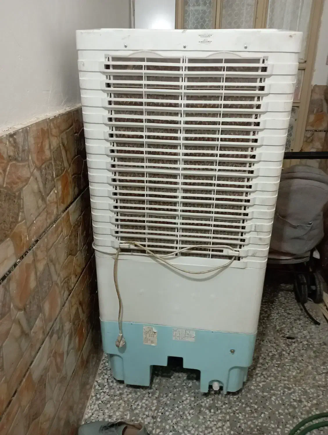 کولر ابی|کولر آبی|بم, |دیوار