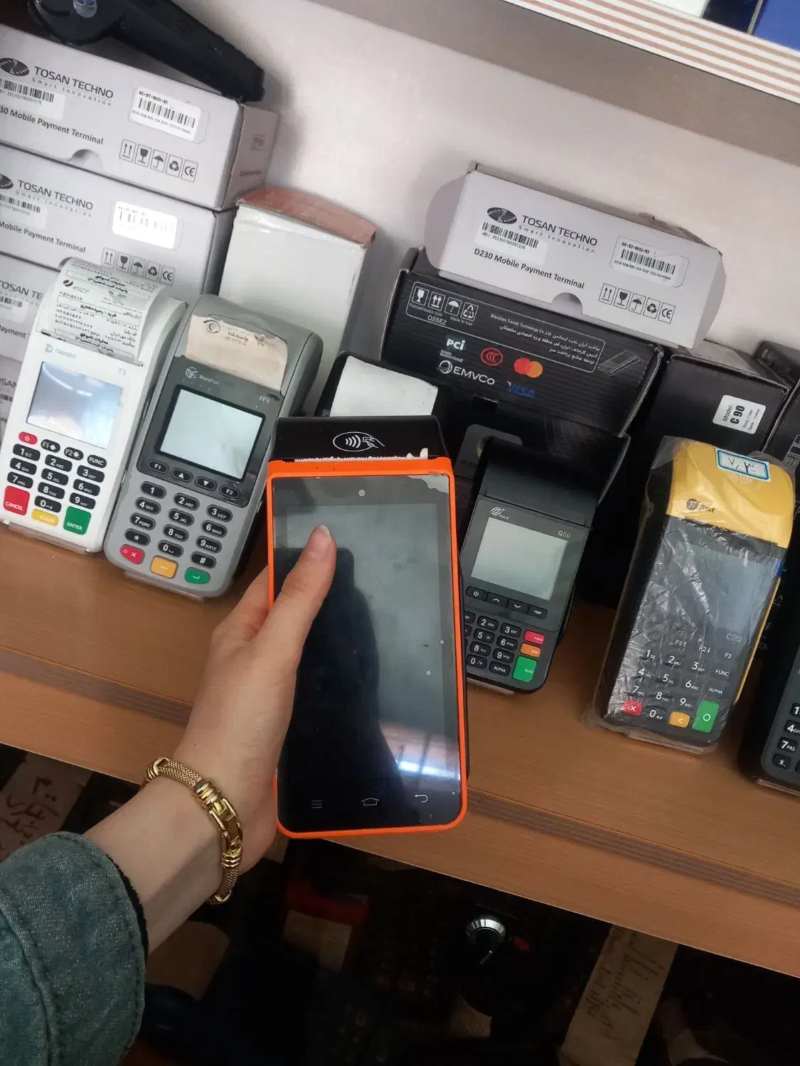 کارتخوان|فروشگاه و مغازه|دهگلان, |دیوار