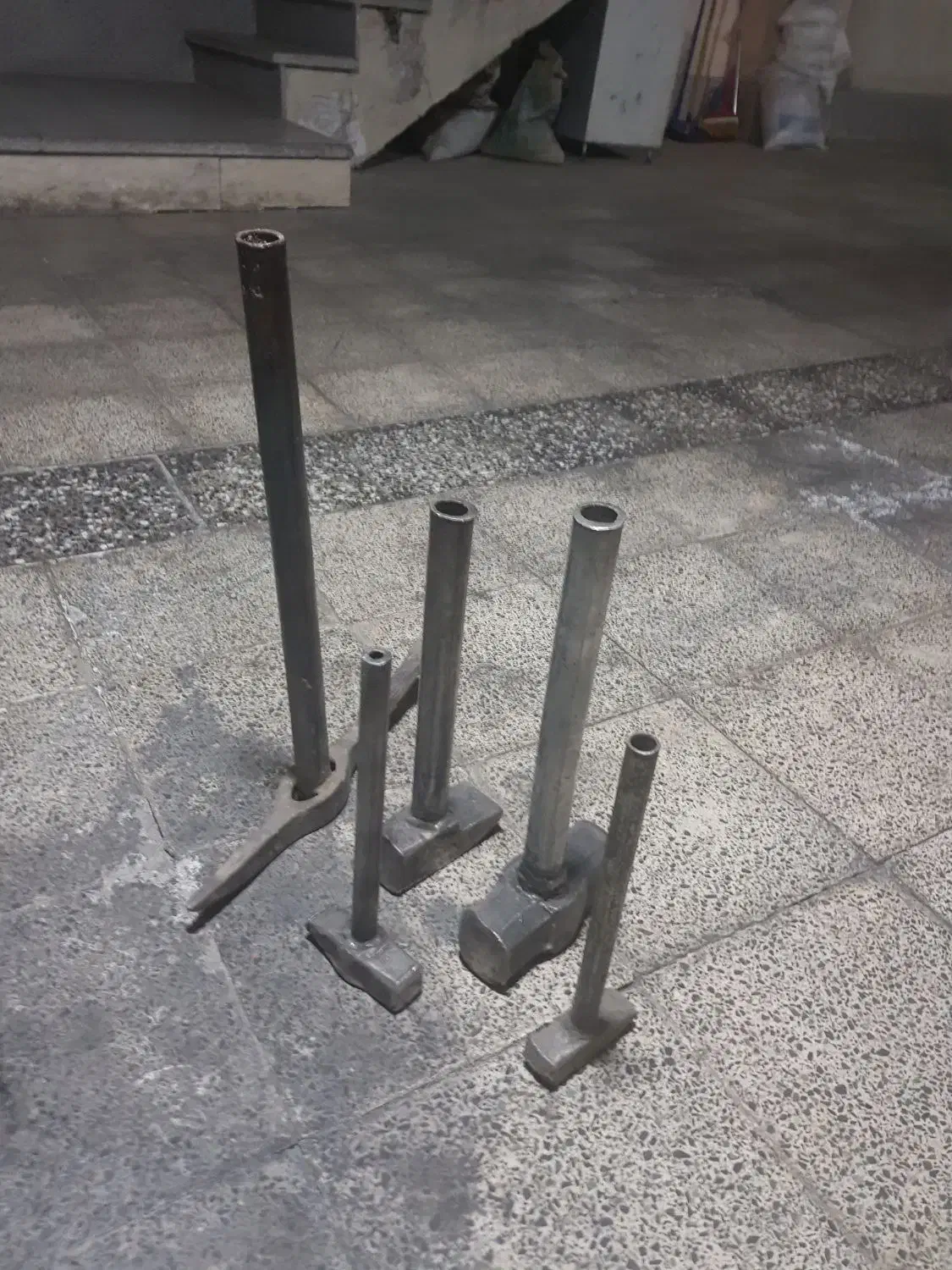 ۴عدد چکش و یک کلنگ|ابزارآلات|تهران, صادقیه|دیوار