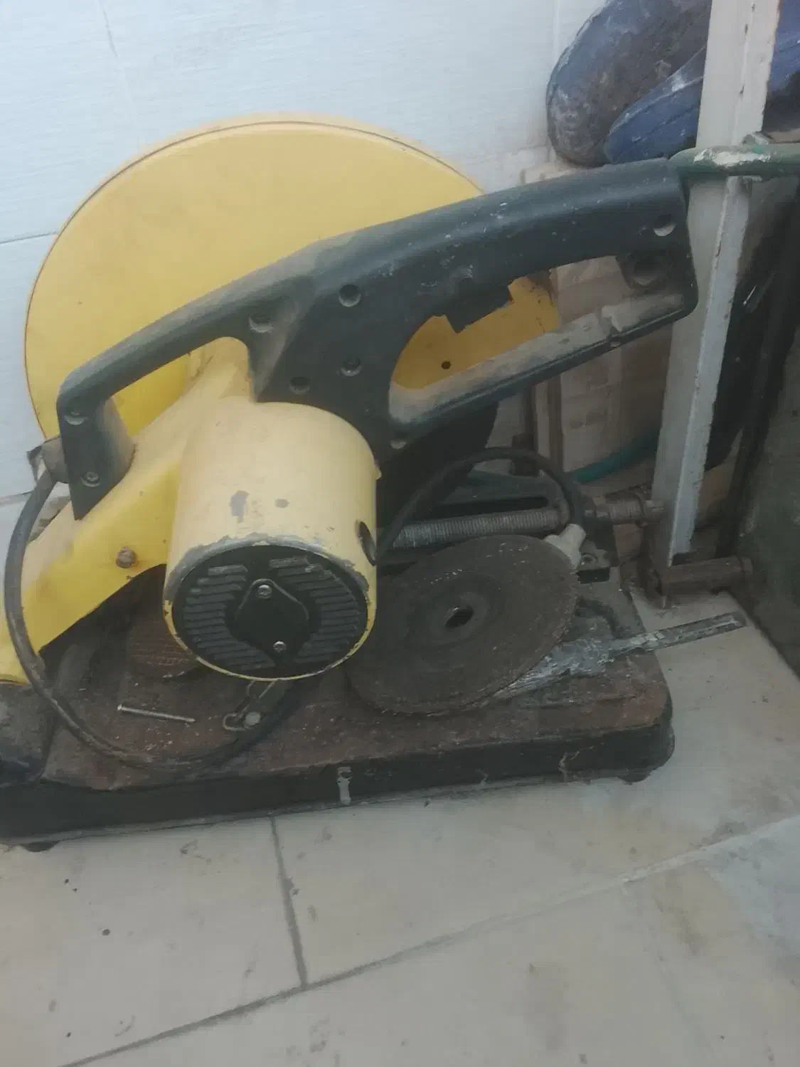 پروفیل بر سفیر کار کرده|ابزارآلات|پرند, فاز ۶|دیوار