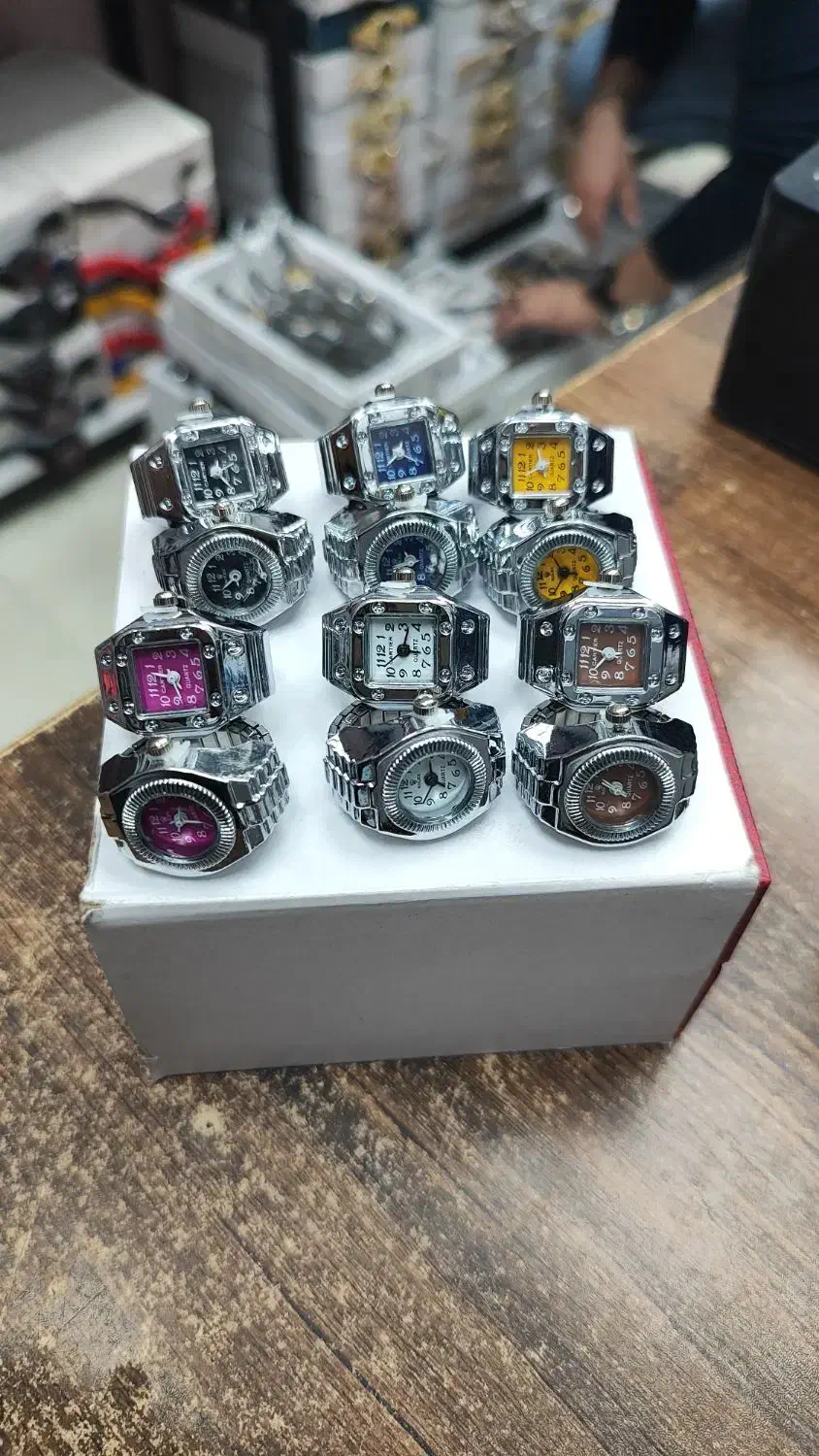 انگشتر ساعتی زنانه صفحه رنگی|ساعت|رشت, حمیدیان|دیوار