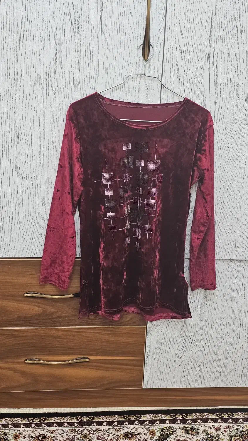 شومیز|لباس|رشت, استقامت ۱|دیوار