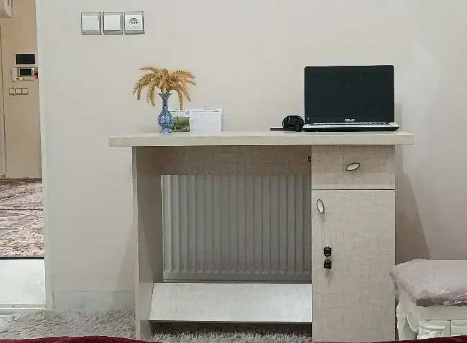 میز مطالعه|میز تحریر و کامپیوتر|نورآباد, |دیوار