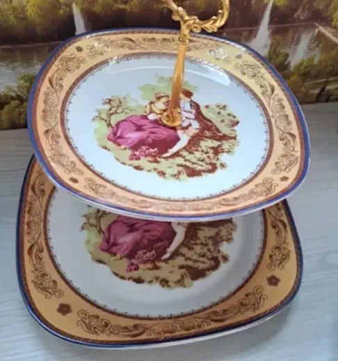 شیرینی خوری دو طبقه نو سالم|ظروف سرو و پذیرایی|تهران, جوادیه تهرانپارس|دیوار