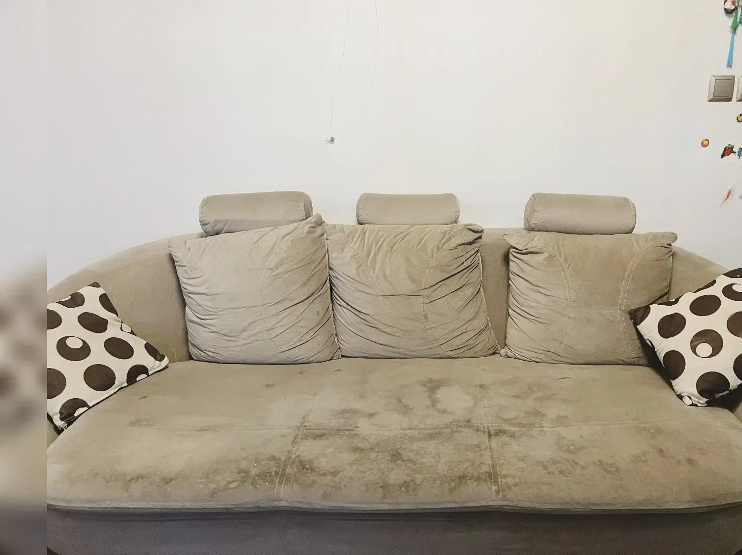 مبل ۷ نفره|مبلمان خانگی و میز عسلی|رشت, نامجو|دیوار