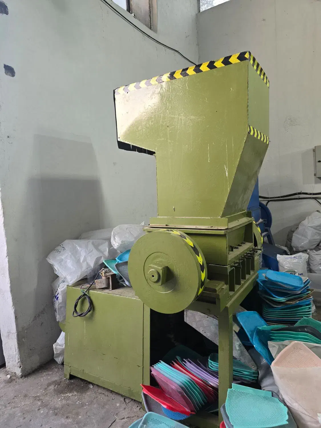 آسیاب و تزریق پلاستیک|ماشین‌آلات صنعتی|پاکدشت, خاتون آباد|دیوار