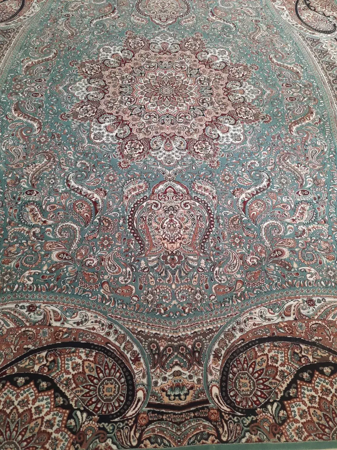 فرش ۱۲ متری|فرش|مشهد, کارگران|دیوار