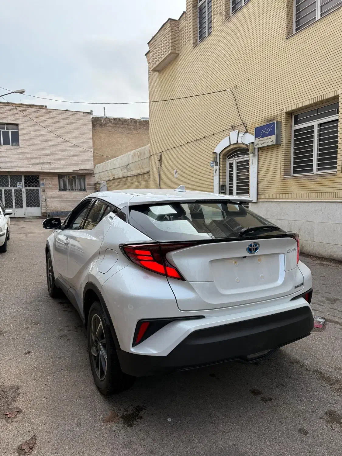 تویوتاCHR2024|خودرو سواری و وانت|شیراز, عفیف‌آباد|دیوار