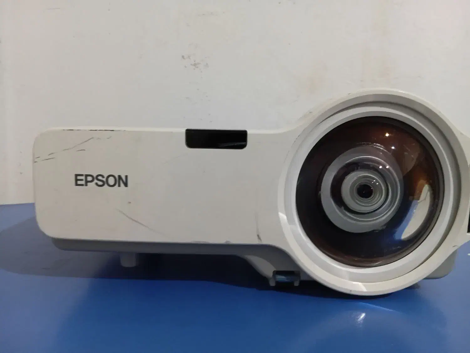 ویدیو پرژکتور apson|تلویزیون و پروژکتور|شهریار, کهنز|دیوار