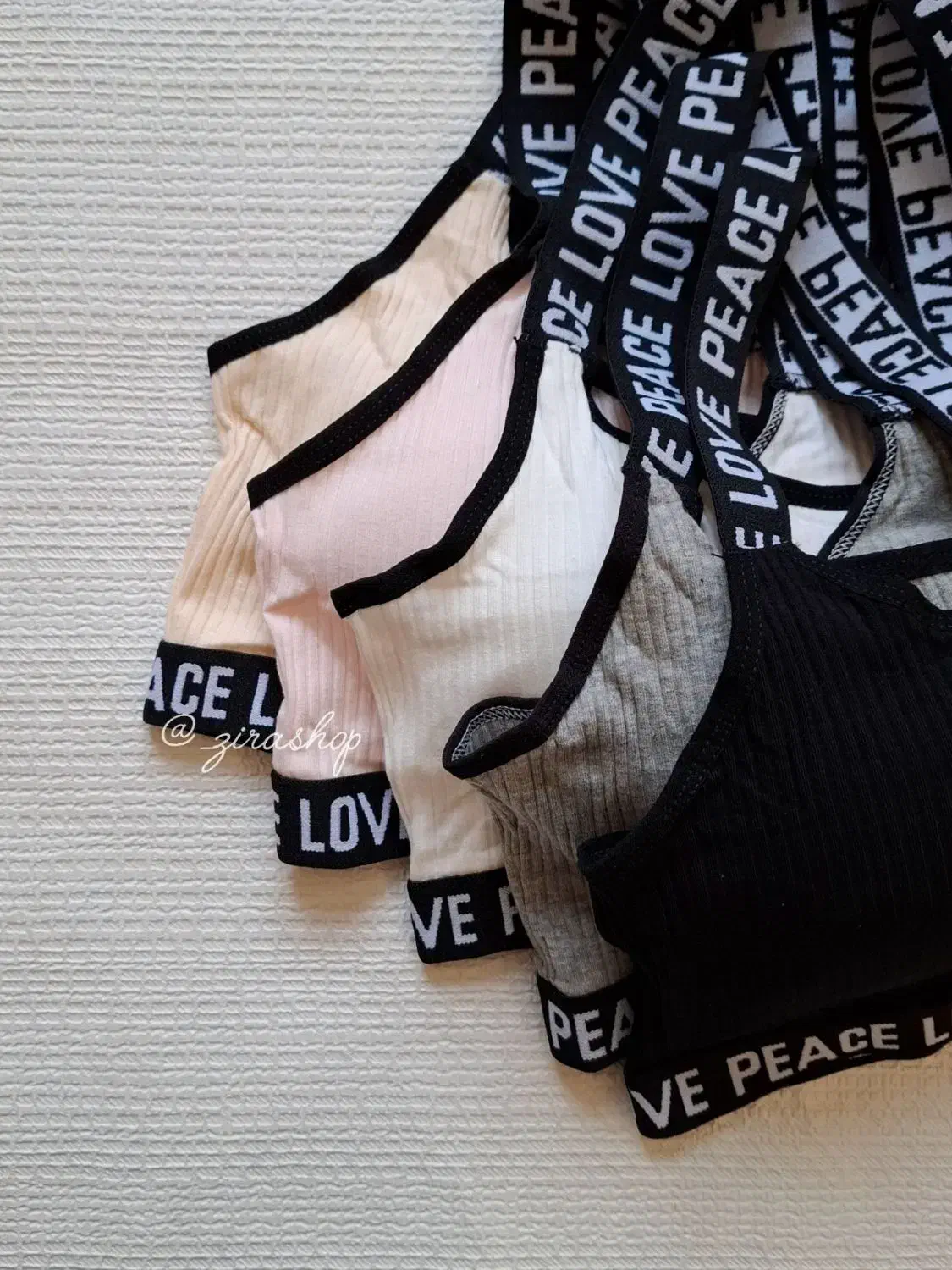 نیمتنه|لباس|مشگین شهر, |دیوار