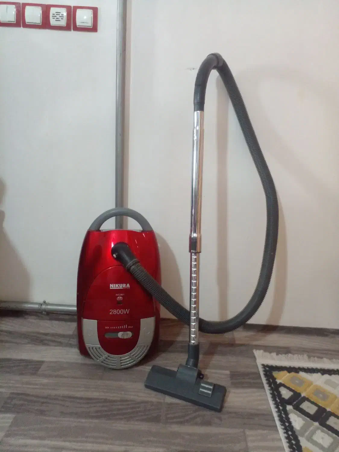 جاروبرقی درحدنو بامکش بالا۲۸۰۰ولت|جاروبرقی، جارو شارژی، بخارشو|خوی, |دیوار