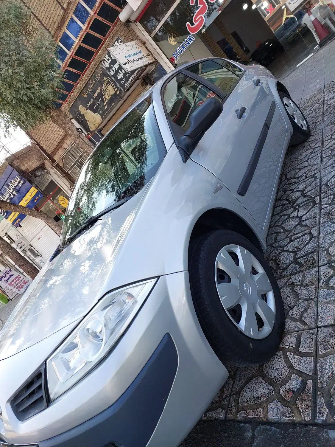 مگان  ۸۷دنده ۱۶۰۰|خودرو سواری و وانت|کرمانشاه, |دیوار