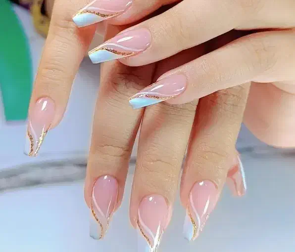 کاشت ناخن|خدمات آرایشگری و زیبایی|قم, هنرستان|دیوار