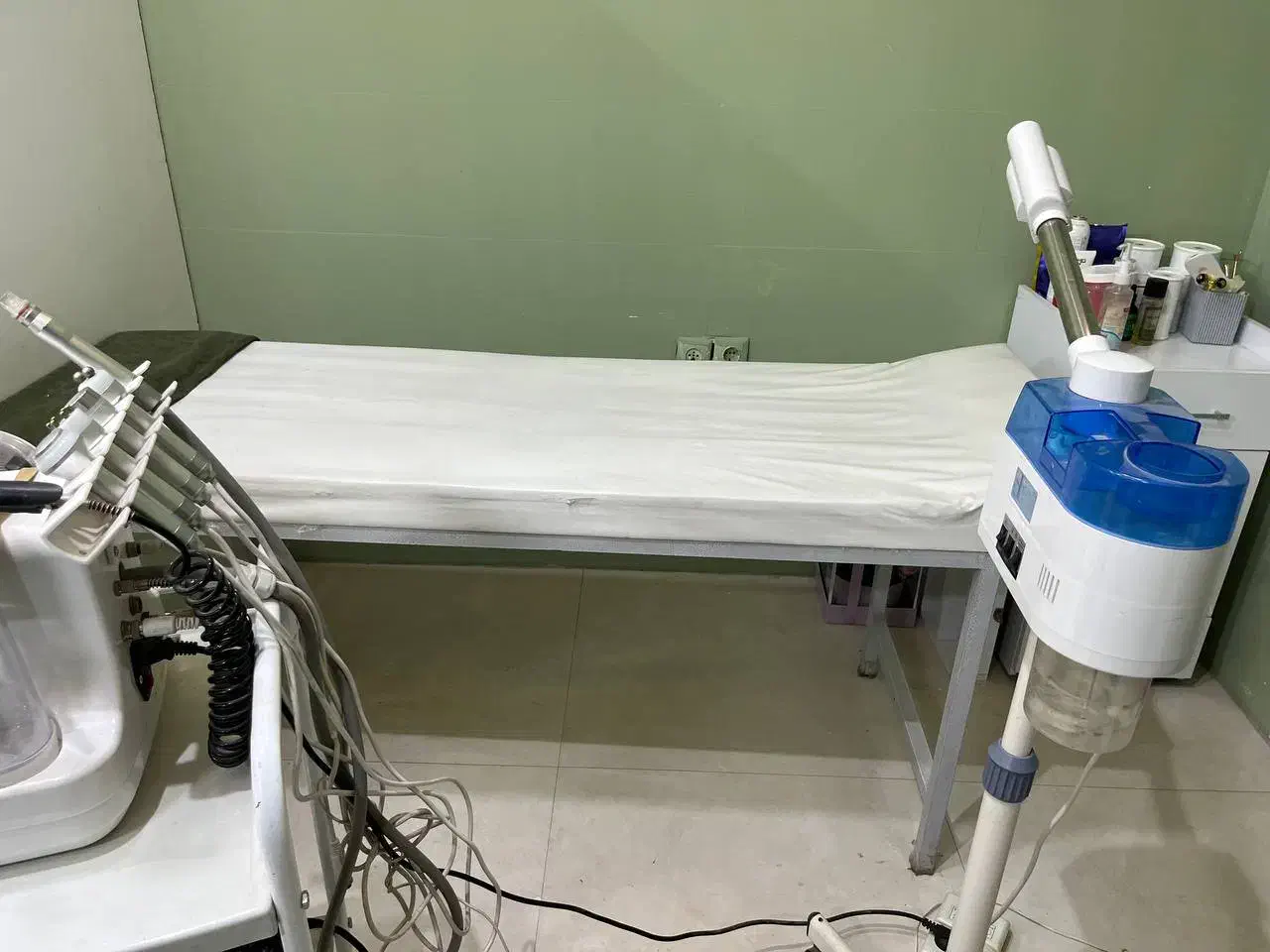 فروش لوازم آرایشگاه زیر قیمت|آرایشگاه و سالن‌های زیبایی|نیشابور, دارایی|دیوار