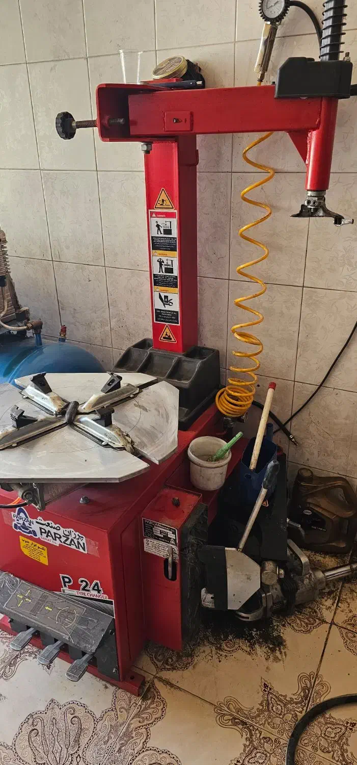 لاستیک درار. بالانس. بکس. جک|ماشینآلات صنعتی|خرم بید, |دیوار