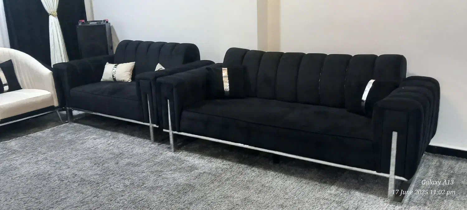 مبل هفت نفره مشکی سفید|مبلمان خانگی و میز عسلی|بندر کنگان, |دیوار