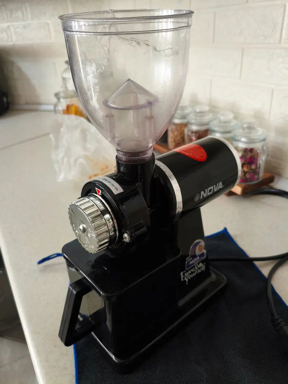 آسیاب قهوه نوا 3660|خردکن، آسیاب، غذاساز|یزد, |دیوار