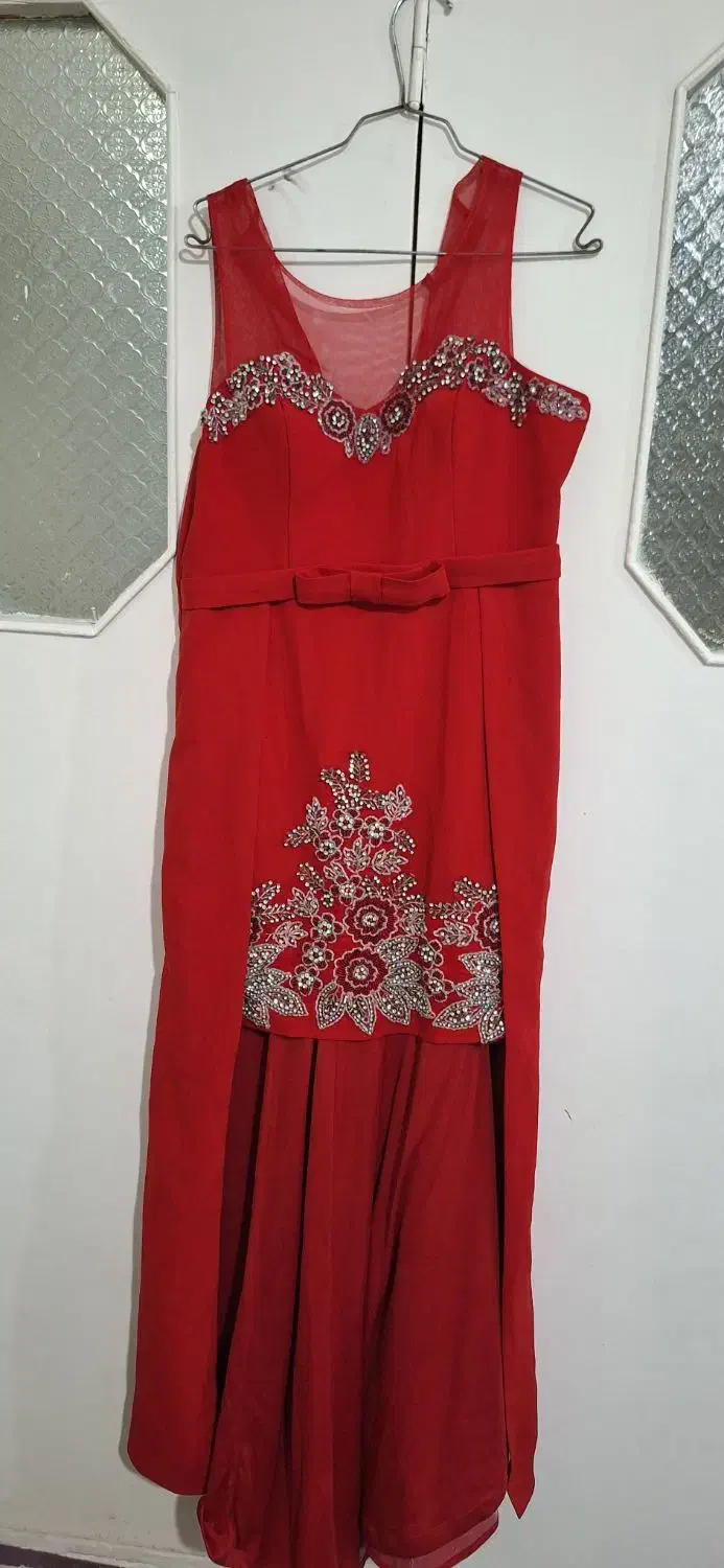 چند عدد لباس مجلسی|لباس|نسیمشهر, |دیوار