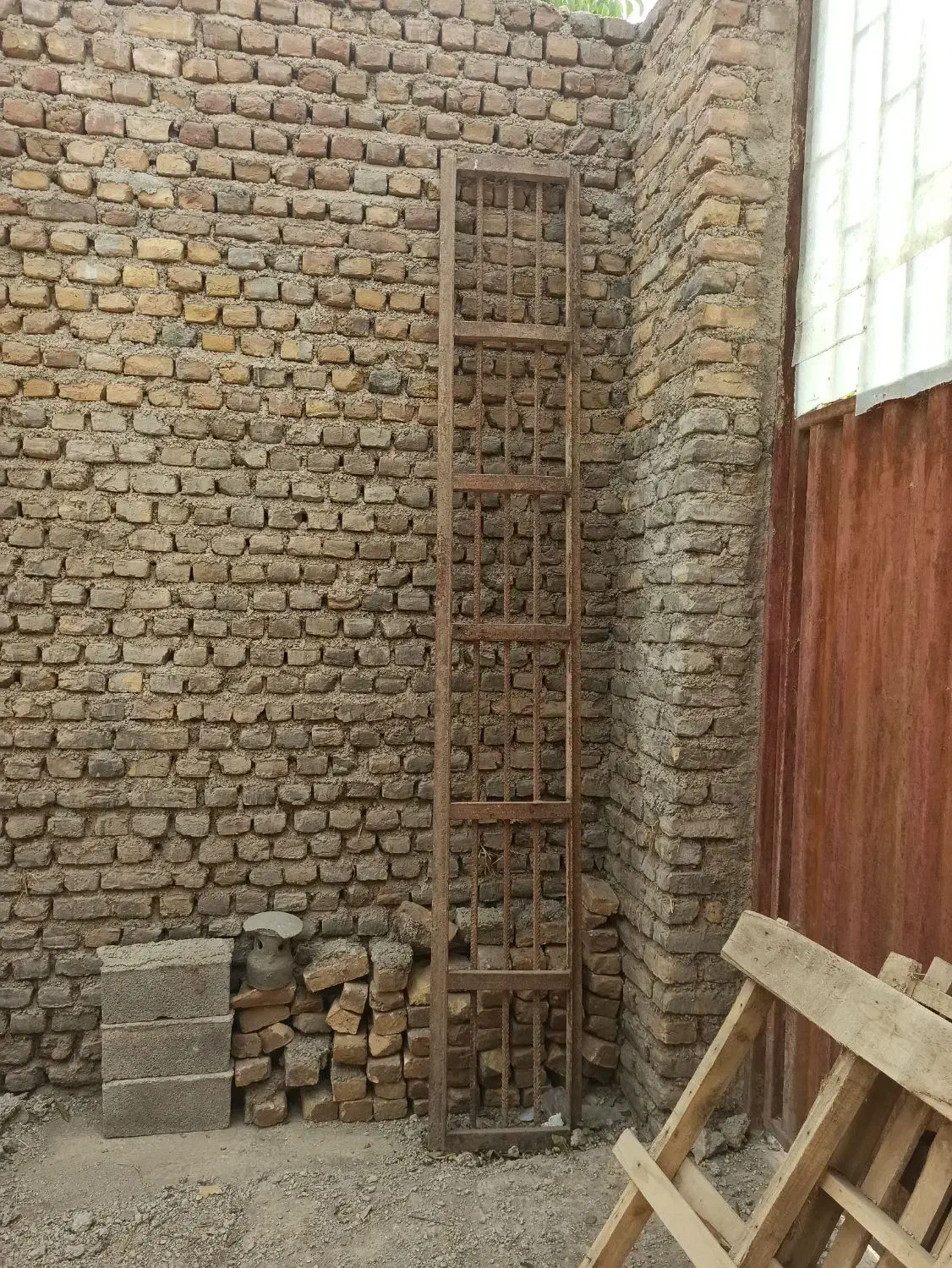 پل آهنی محکم و سنگین|صنایع دستی و سایر لوازم تزئینی|کلاله, |دیوار