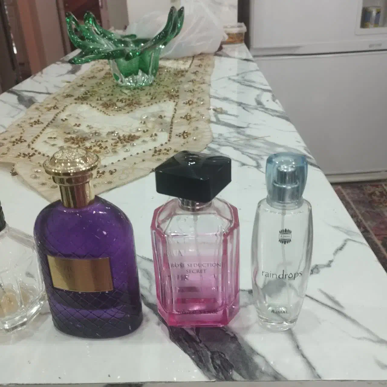 تعدادی شیشه عطر درحدنو|آرایشی، بهداشتی، درمانی|تهران, مجیدیه|دیوار