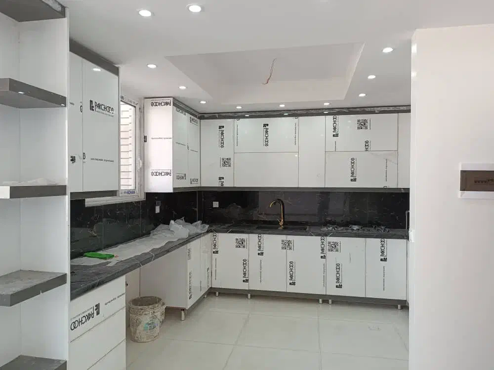 ۲ طبقه و‌ نیم خانه کارگر|فروش خانه و ویلا|شاهین‌شهر, ۹ دی|دیوار