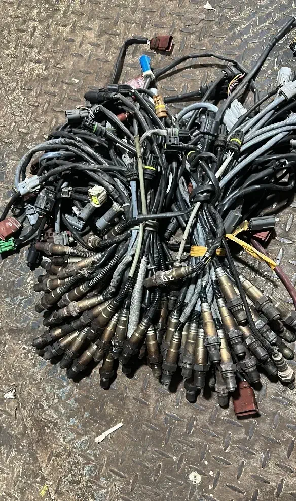 سنسور اکسیژن و شمع استوک اصلی اروپایی|قطعات یدکی و لوازم جانبی|مشهد, کارمندان دوم|دیوار