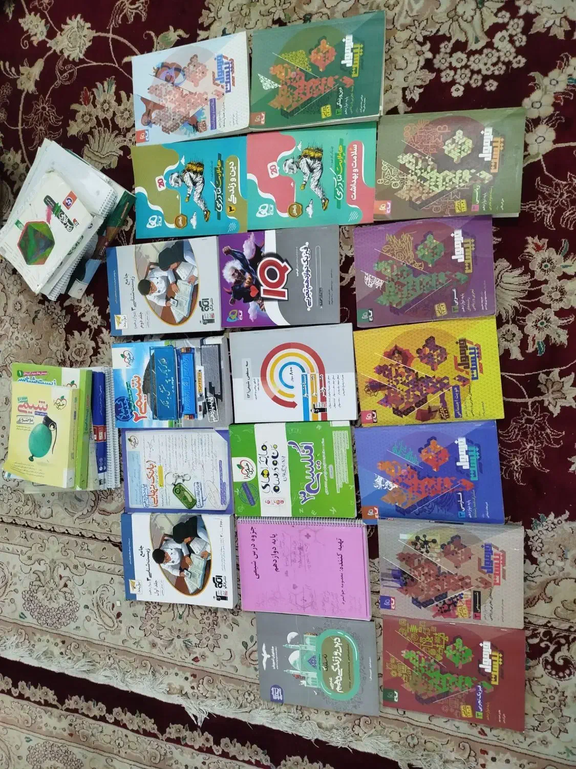 فروش کتاب تست همه پایه ها با قیمت مناسب|کتاب و مجله آموزشی|کوهدشت, |دیوار