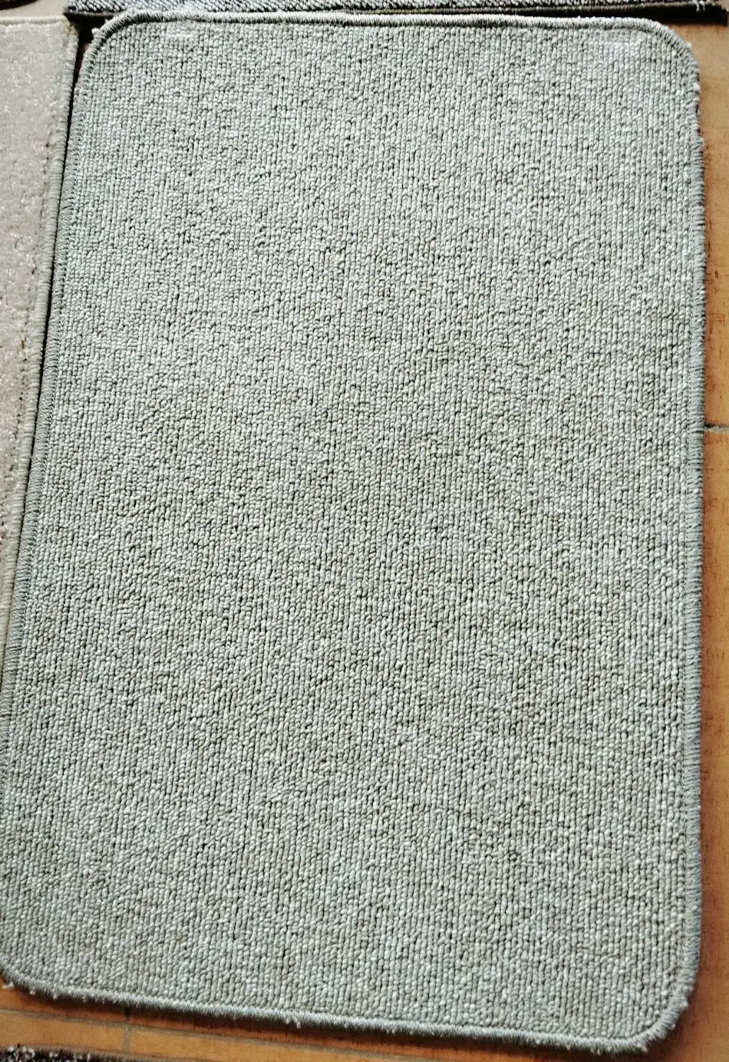 رها کرم بلور بژ رویال کرم مونترال کاراملی و..|موکت|یاسوج, |دیوار