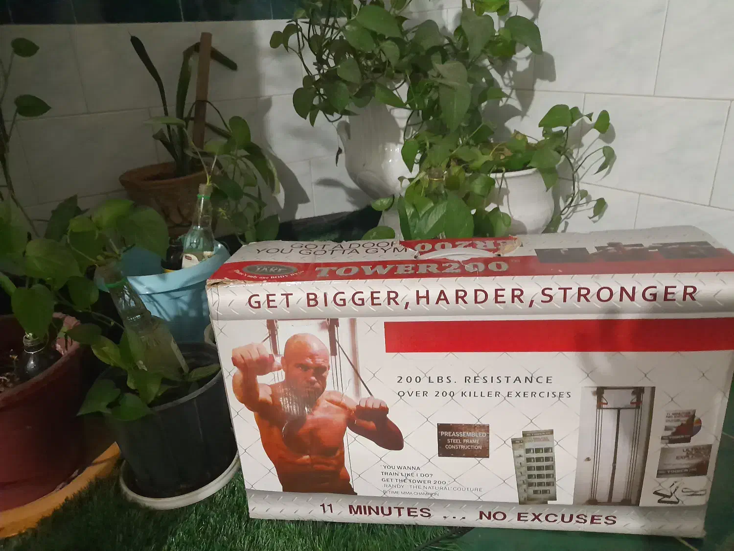 صندلی درسی|صندلی و نیمکت|مرودشت, فاز اول شهرک فرهنگیان|دیوار