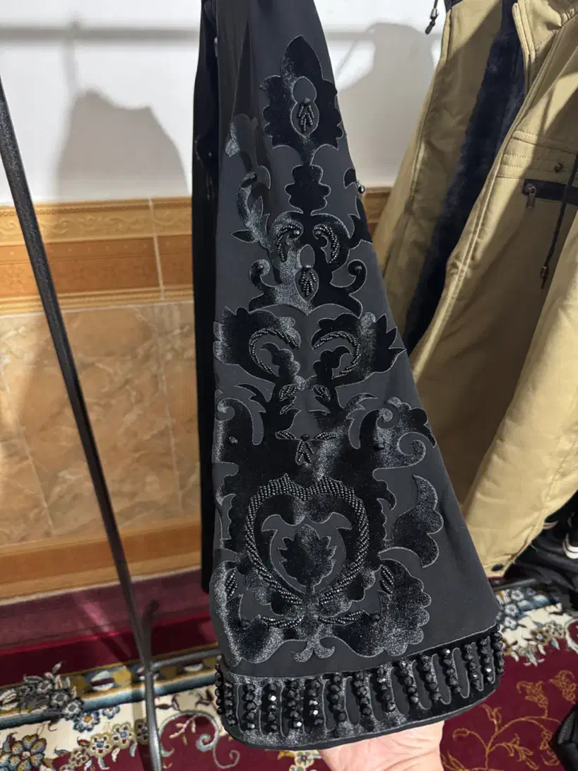 مانتو مجلسی|لباس|یاسوج, |دیوار