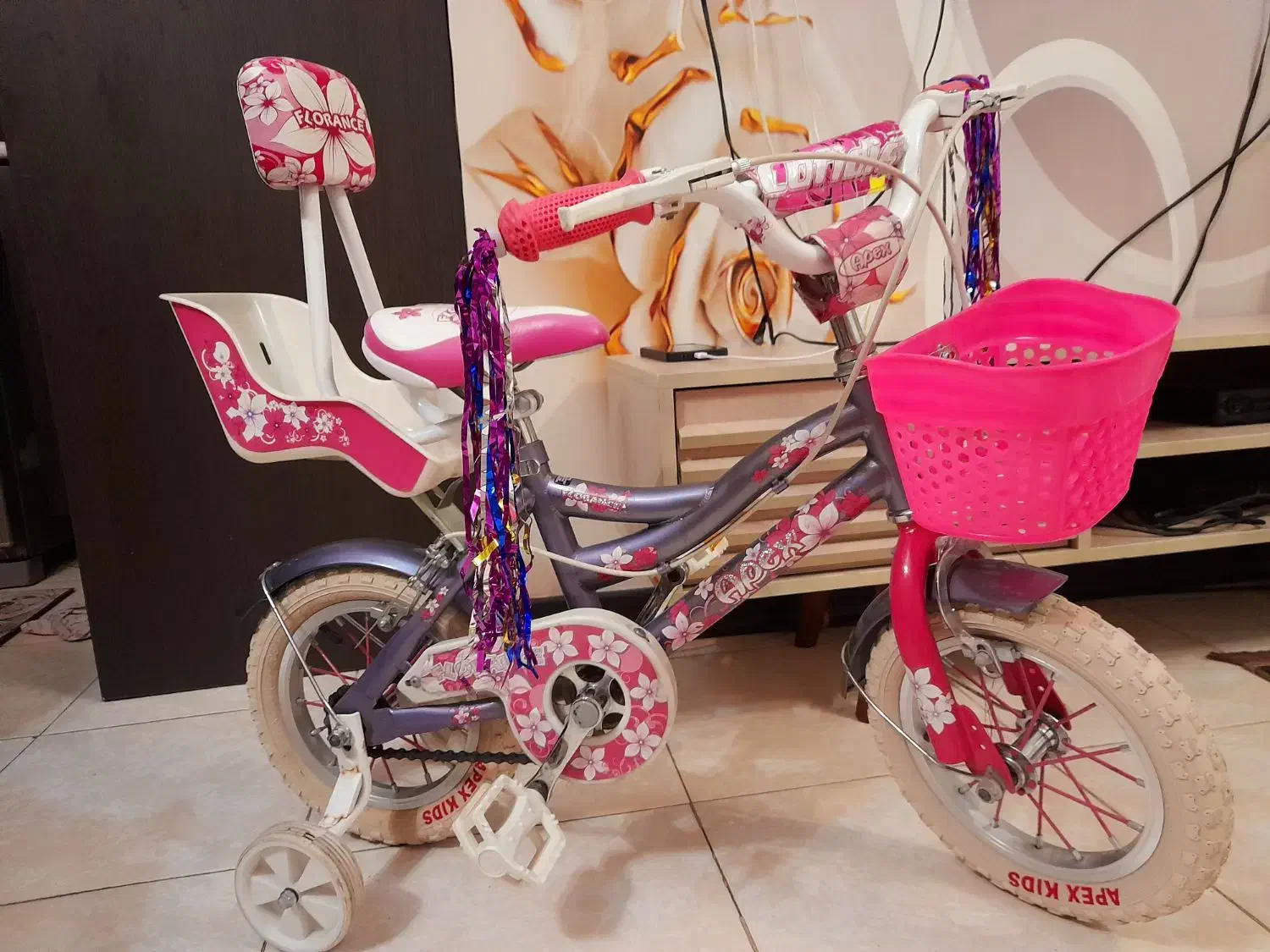 دوچرخه خارجی برند اپکس سایز ۱۲ مناسب هدیه|دوچرخه، اسکیت، اسکوتر|پردیس, فاز ۳|دیوار