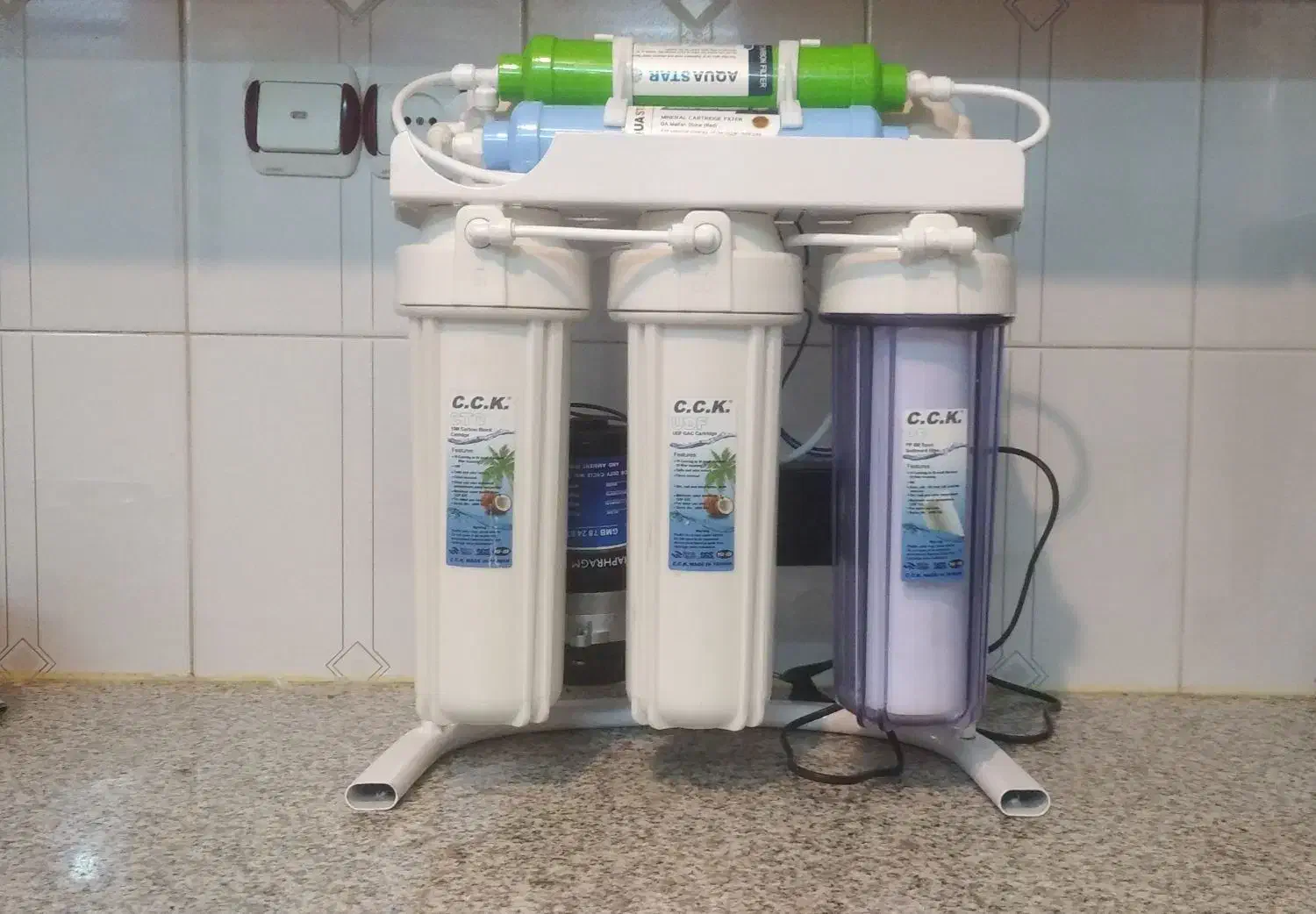 فروش دستگاه تصفیه آب خانگی کارکرده در حد نو|آب‌سردکن و تصفیه آب|جهرم, |دیوار