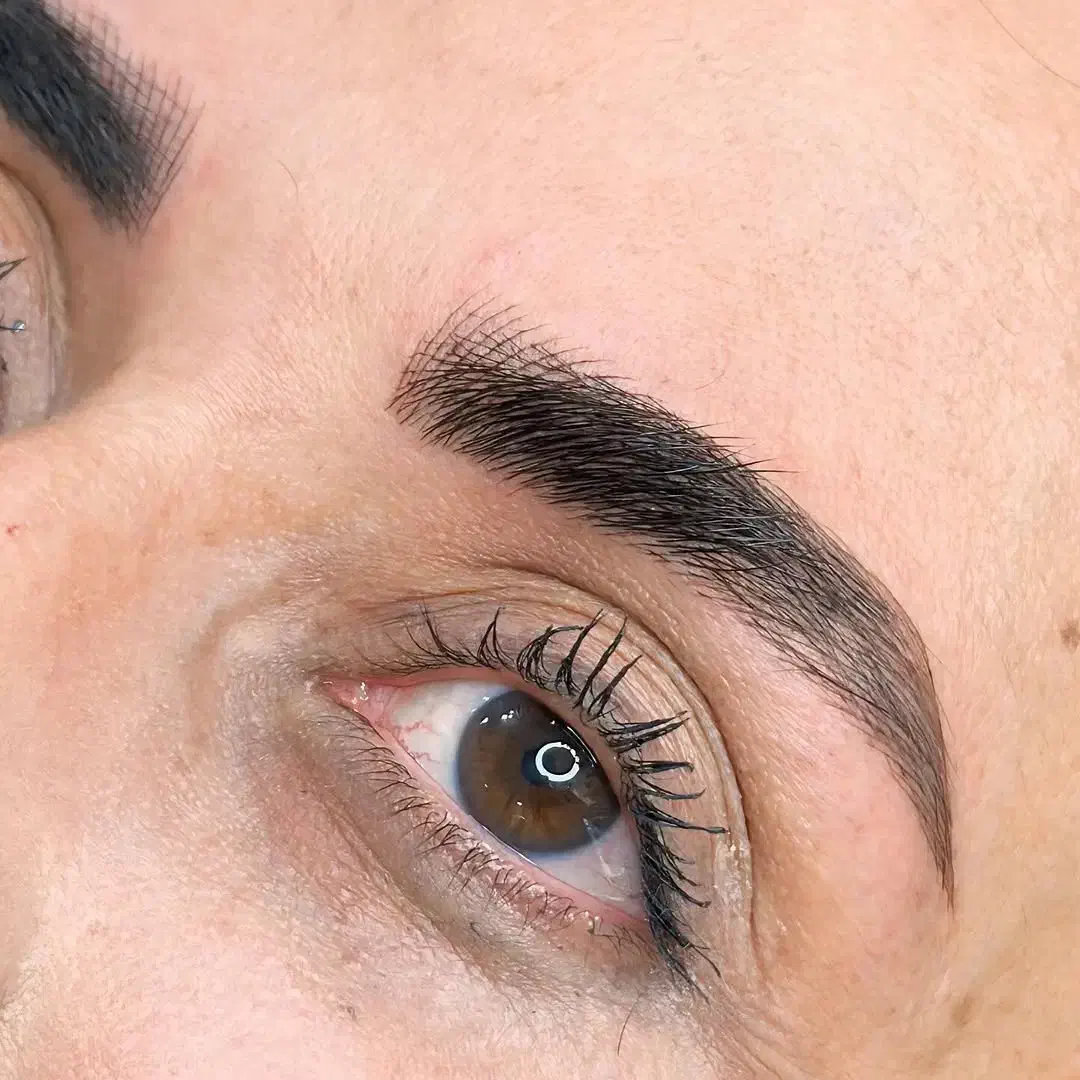 برای شب یلدا زیباتر باش اونم با تغییر اقتصادی|خدمات آرایشگری و زیبایی|میانه, |دیوار