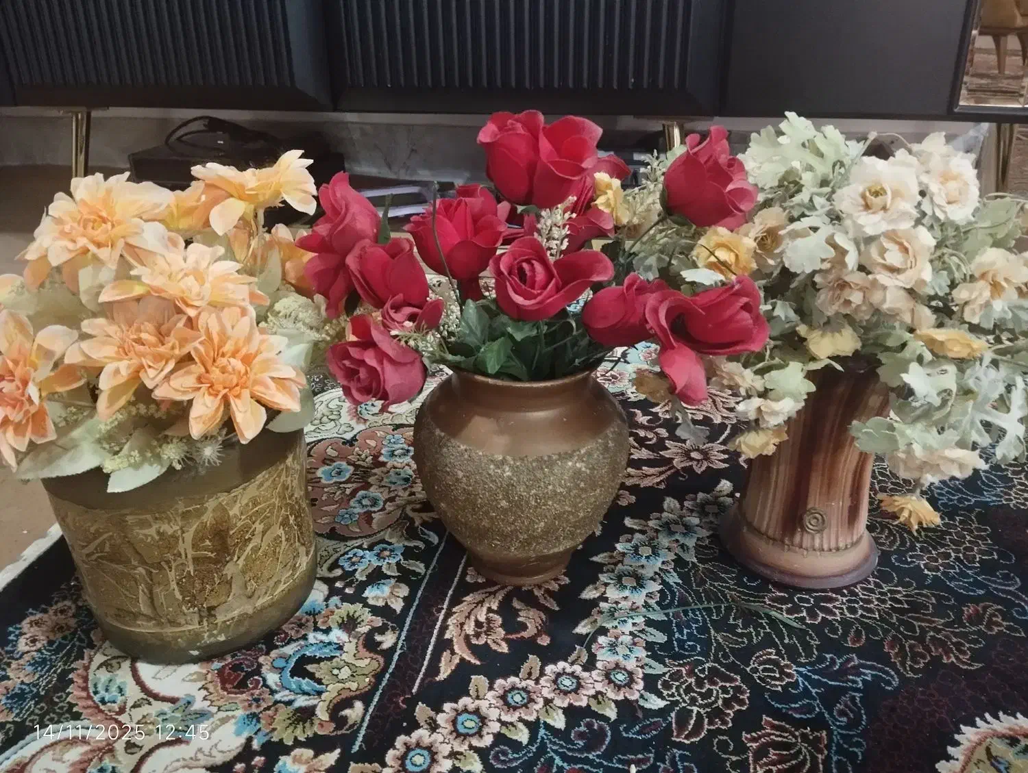 گل به همراه گلدان|گل مصنوعی|گرگان, |دیوار