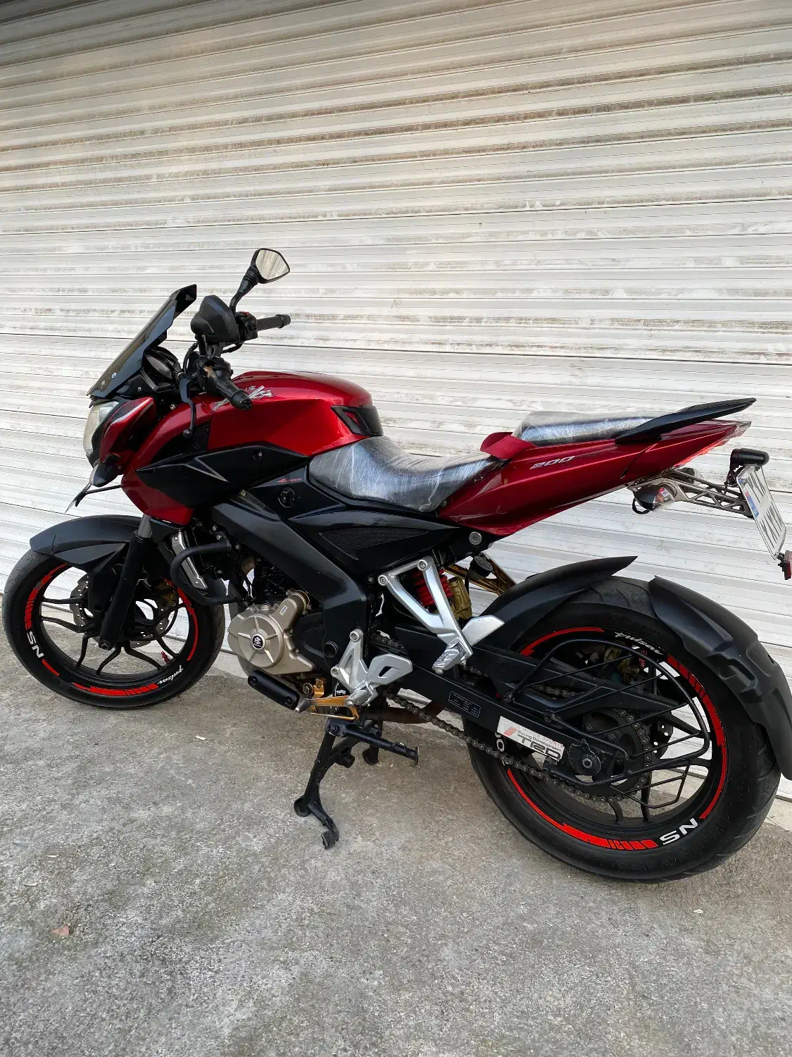 Ns200درحد|موتورسیکلت|رشت, ولکس|دیوار