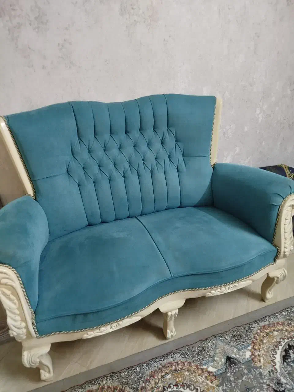 مبل نه نفره|مبلمان خانگی و میز عسلی|صدرا-فارس, فاز ۲|دیوار