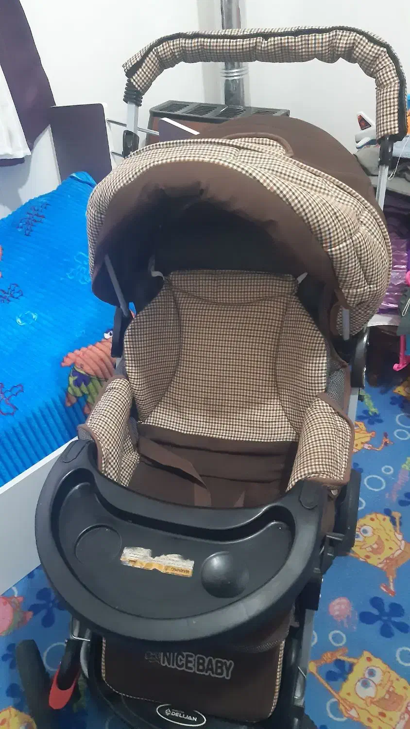 یک عدد کالسکه|کالسکه و لوازم جانبی|الیگودرز, |دیوار