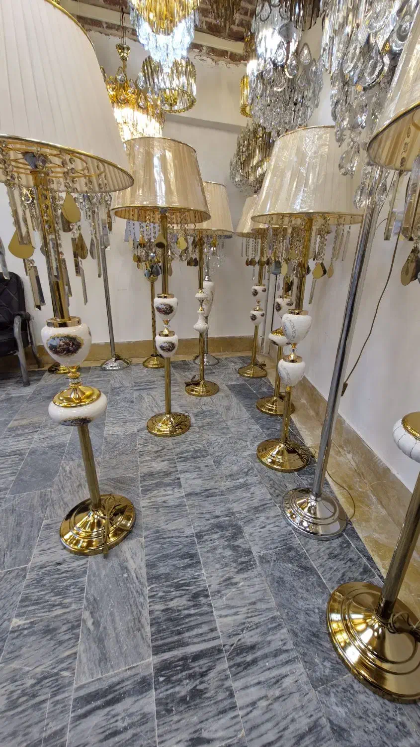 آباژور با ۲ تا چینی تخفیف روز مادر|چراغ خواب و آباژور|اردبیل, |دیوار