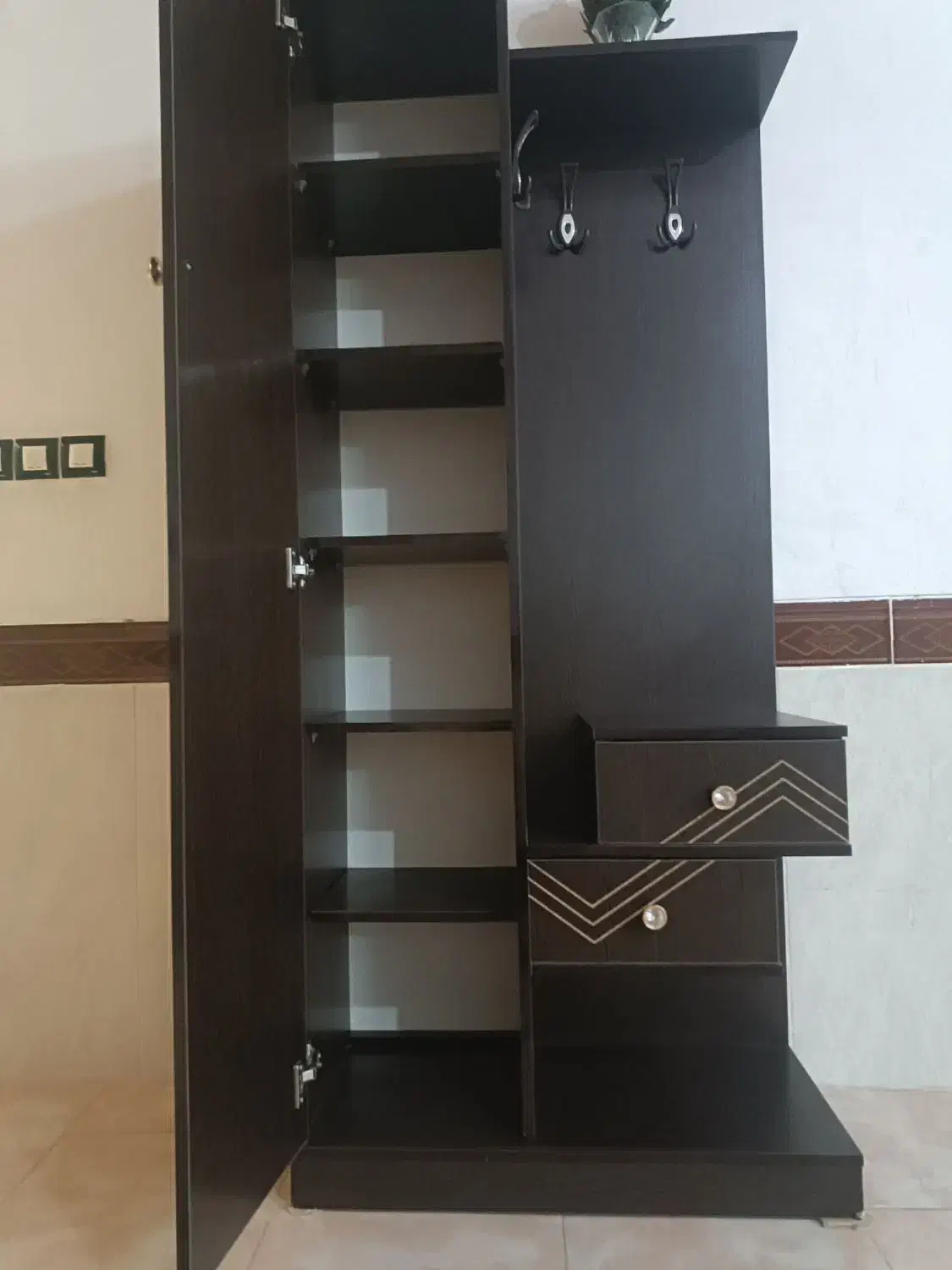 جاکفشی شیک وجادار|جاکفشی، کمد، دراور|ملایر, |دیوار