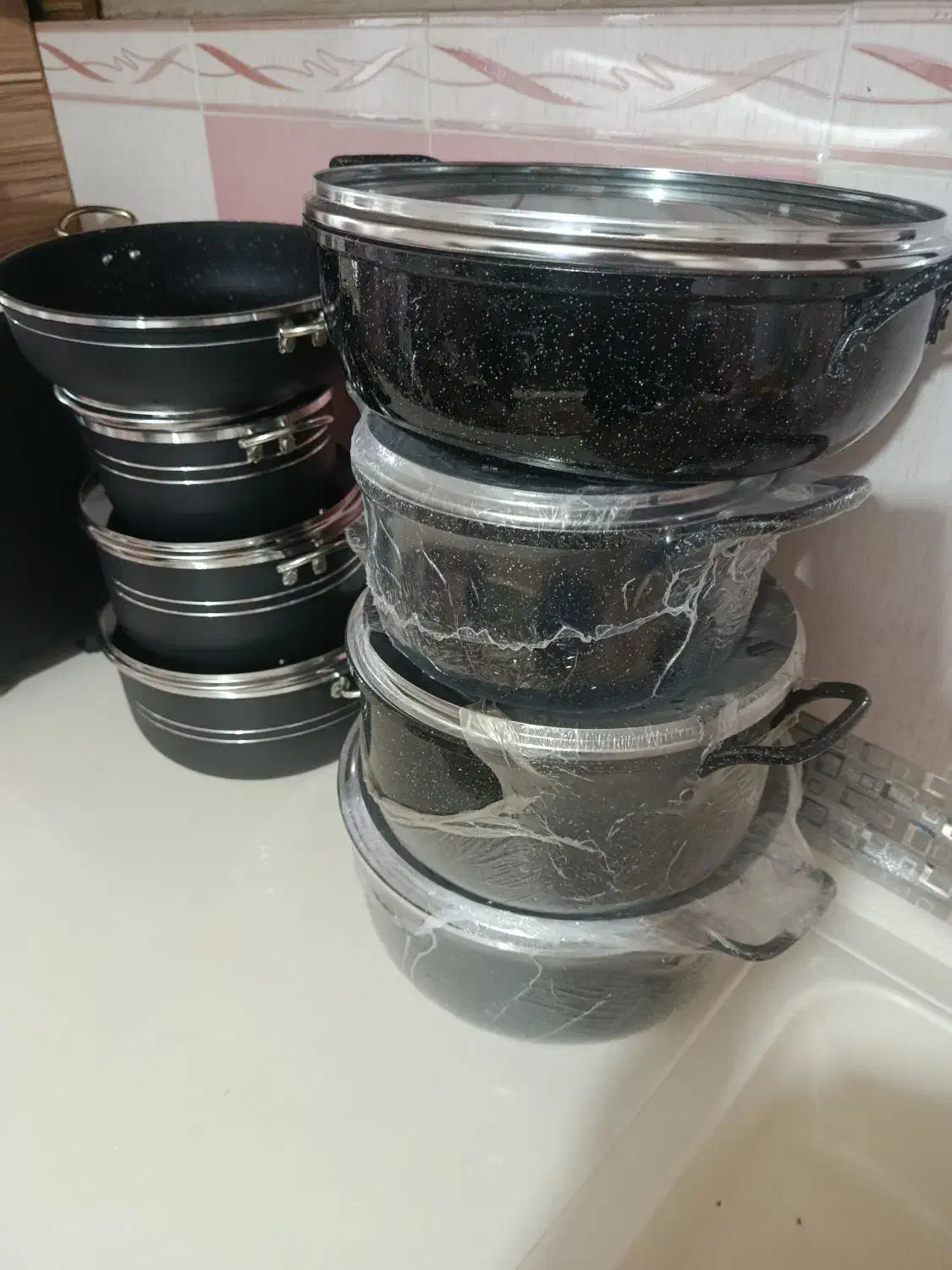 قابلمه صفر اکبند|ظروف پخت‌وپز|مهاباد (آذربایجان غربی), |دیوار