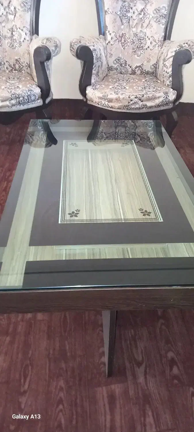 مبل ۷نفره سالم و قابل استفاده فروش فوری|مبلمان خانگی و میز عسلی|خلخال, |دیوار